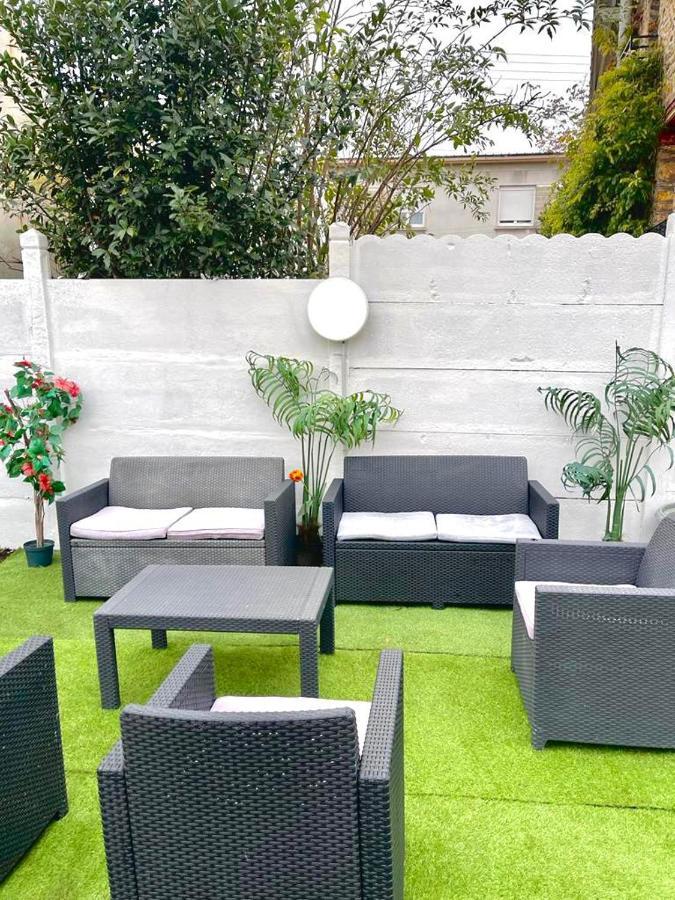Jolie Petite Maison Avec Un Grand Jardin Montmagny Extérieur photo