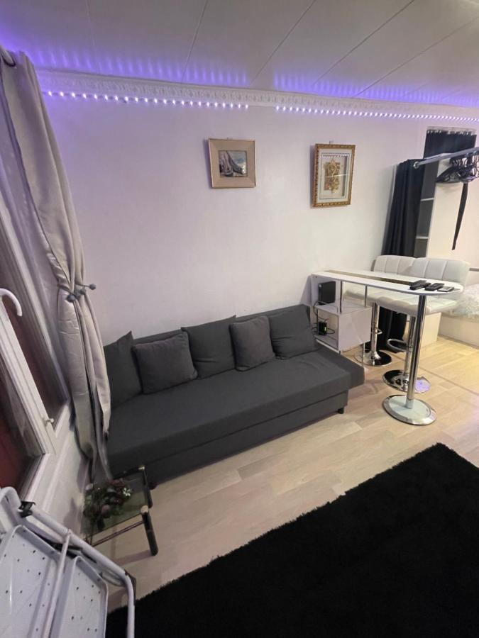 Jolie Petite Maison Avec Un Grand Jardin Montmagny Extérieur photo